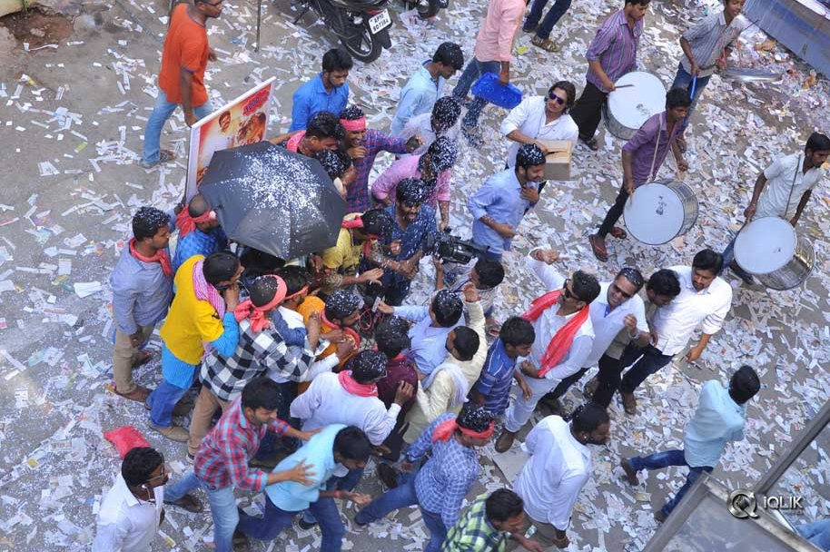 Katamarayudu-Movie-Release-Hungama-at-RTC-X-Roads